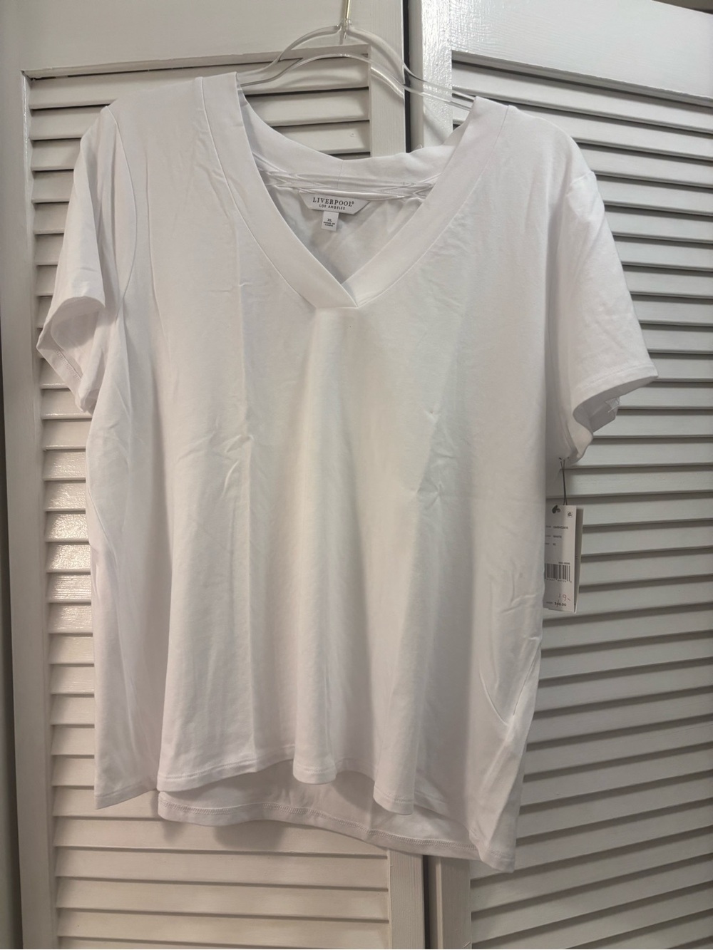 Liverpool Jeans NWT FABULOUS PERFECT White V-Neck Short Sleeve Tee XL